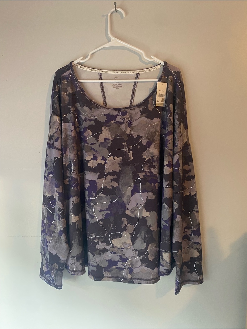 Women's Active Purple Floral Long Sleeve Top